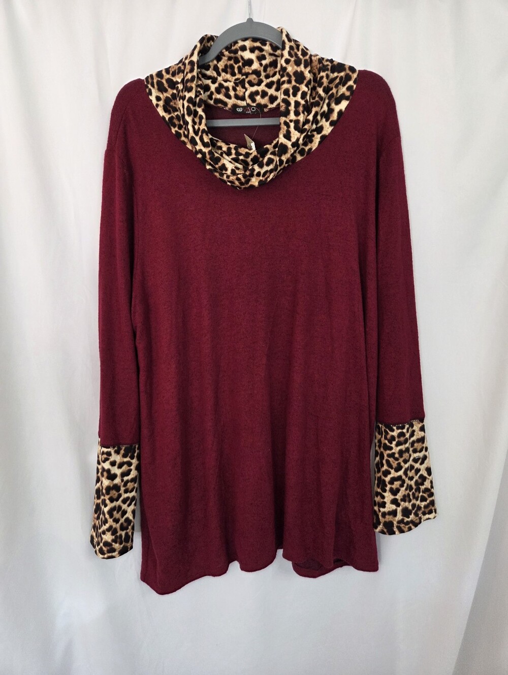 Vision USA Cowl Neck Tunic Sweater in Burgundy with Leopard Trim Size 2X